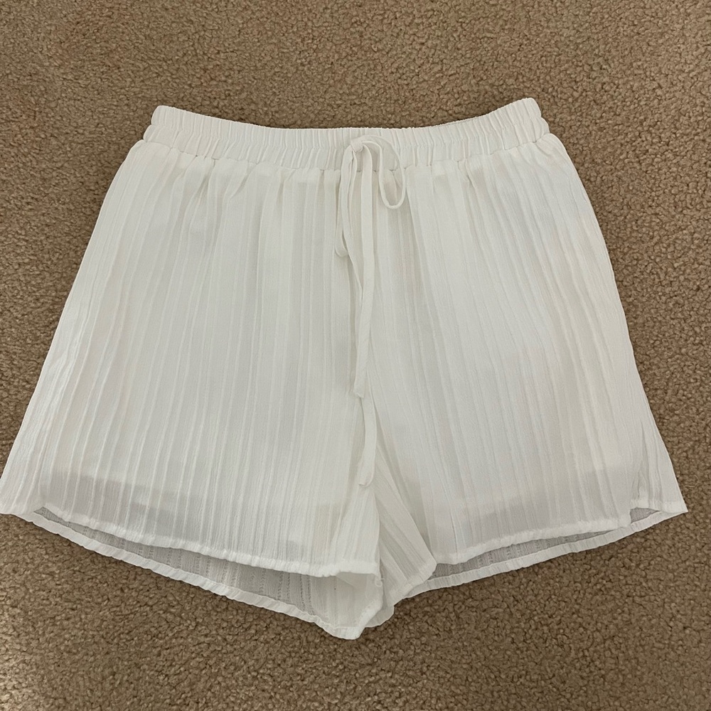 White Pleated Women's Shorts